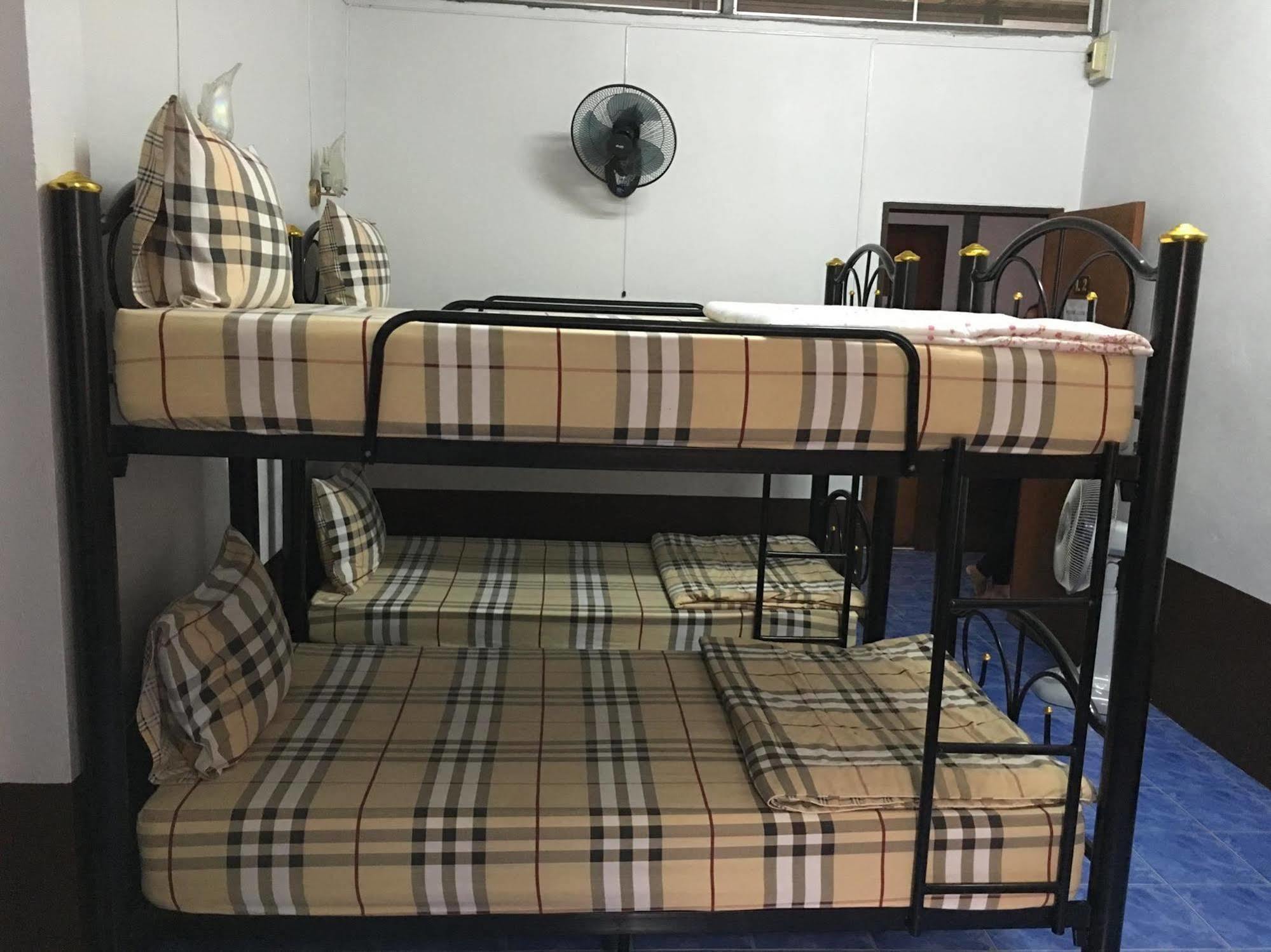 Greentea Guest house 2*